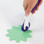 Load image into Gallery viewer, Wilton Fondant Trimmer
